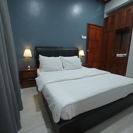 Kesedar Hotel Travel & Tours Sdn Bhd Gua Musang Exterior foto