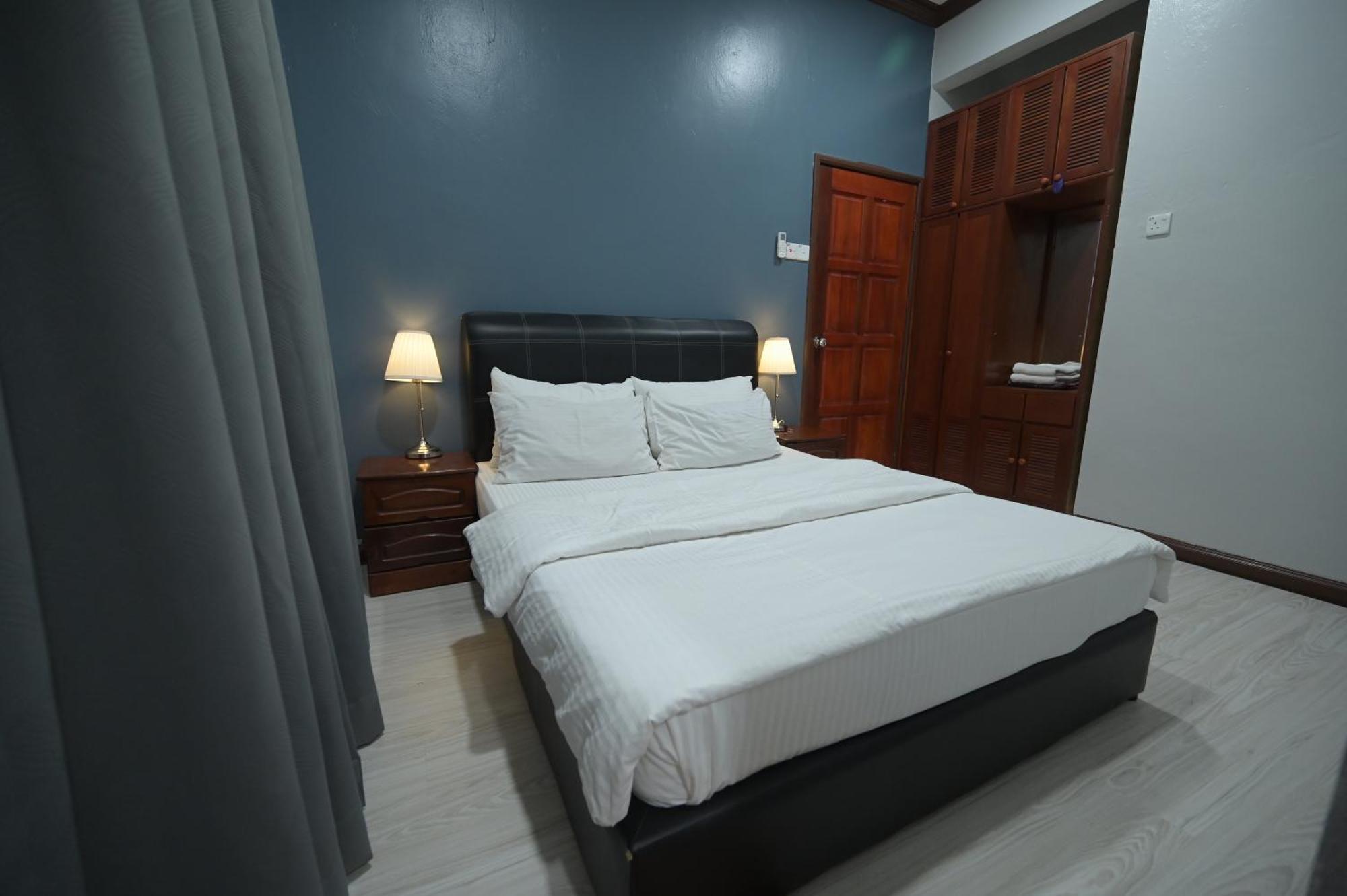 Kesedar Hotel Travel & Tours Sdn Bhd Gua Musang Exterior foto